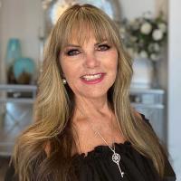 Gale Tracey Gale Tracey